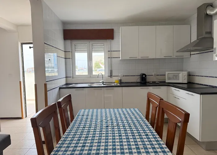 펜션 Casa Da 비에이라 데 레이리아